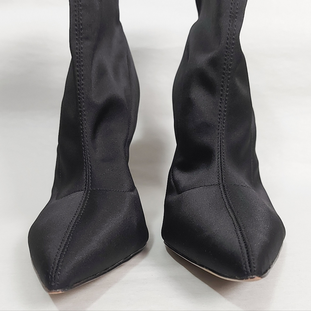 Aldo Black Satin Sock Booties Size 9 Pull-on Ankle High Stiletto Heel Pointy Toe - Picture 5 of 13